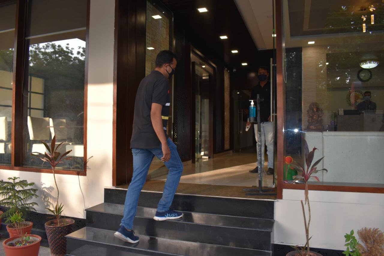 Hotel Siddhartha Inn أُودايبور المظهر الخارجي الصورة
