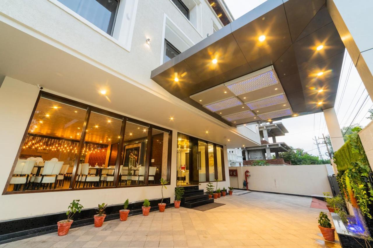 Hotel Siddhartha Inn أُودايبور المظهر الخارجي الصورة